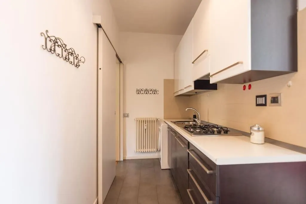 Italianflat - Caravaggio Terrace Apartment Milan