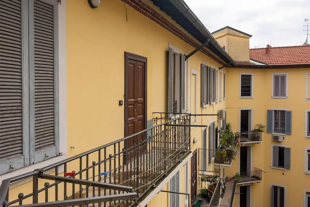 Italianflat - Caravaggio Terrace Apartment Milan