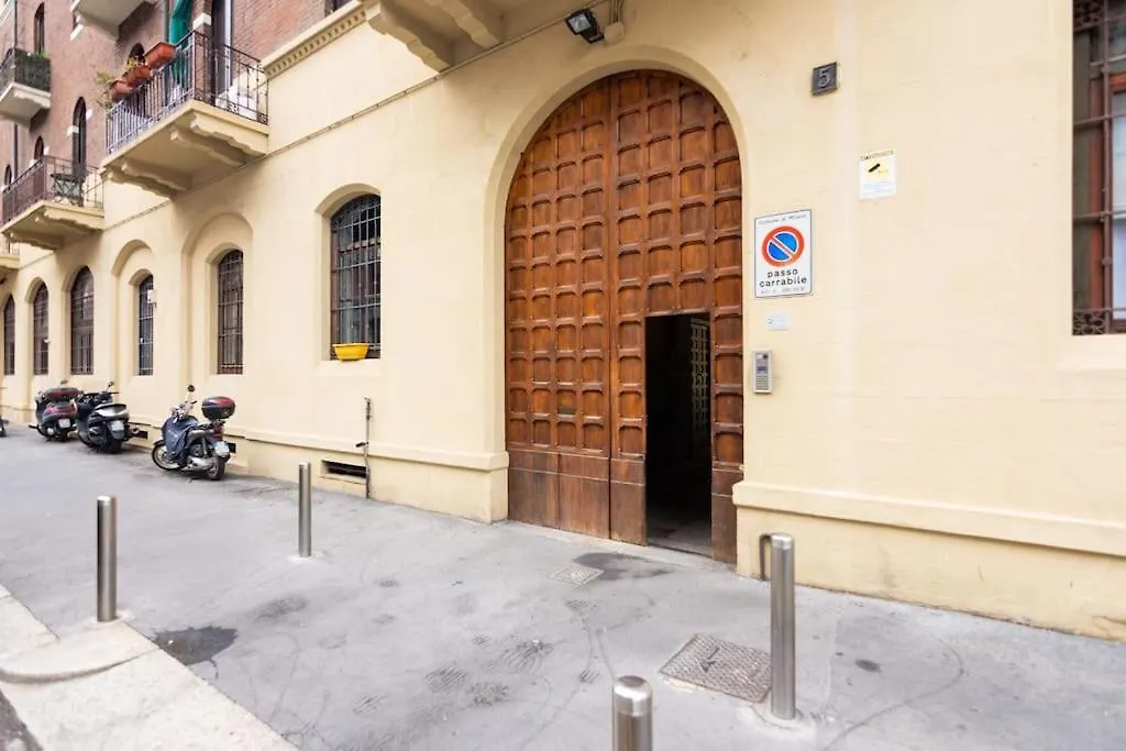 Italianflat - Caravaggio Terrace Apartment Milan