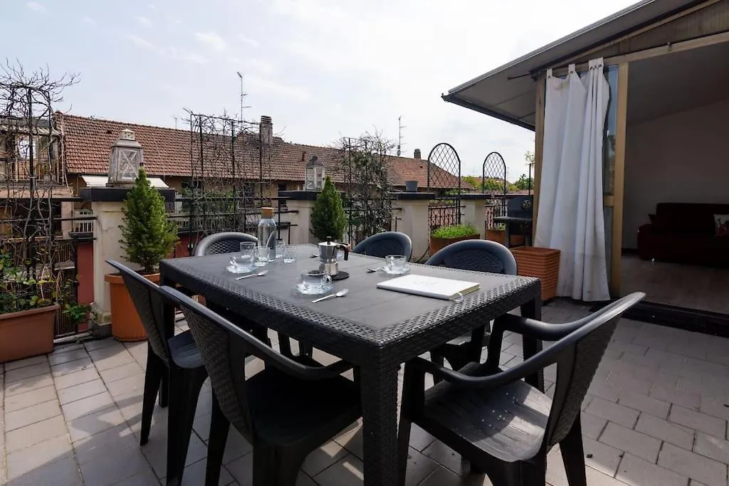 Italianflat - Caravaggio Terrace Apartment Milan