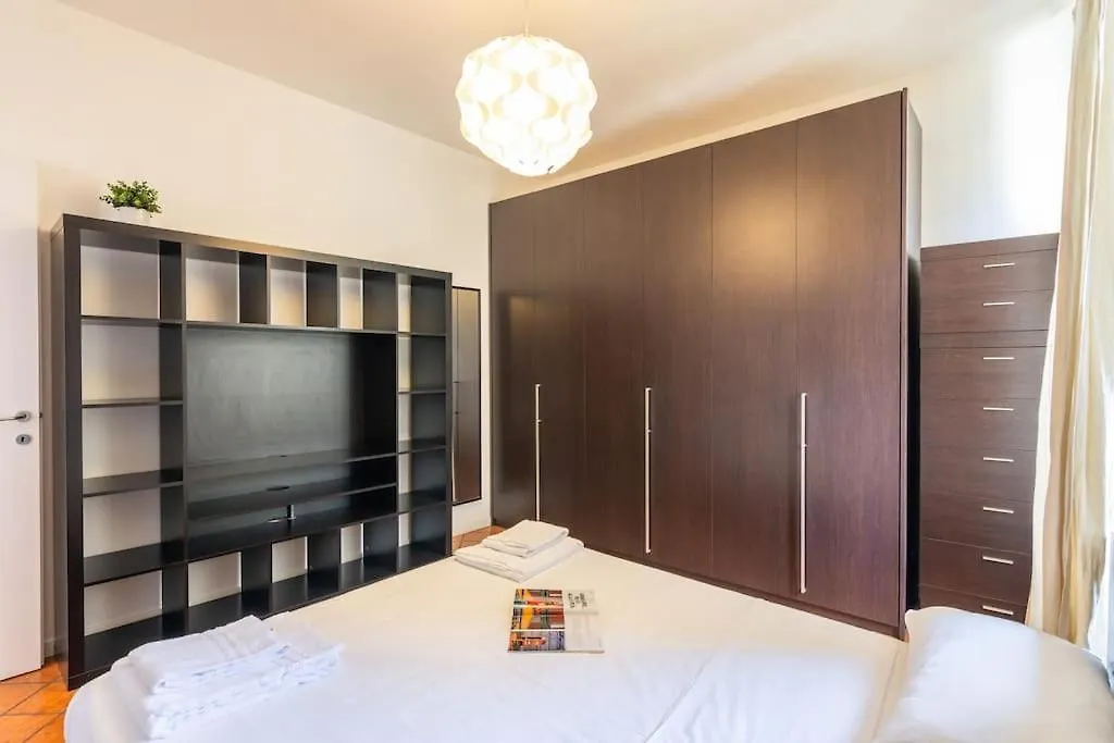 Italianflat - Caravaggio Terrace Apartment Milan Italy